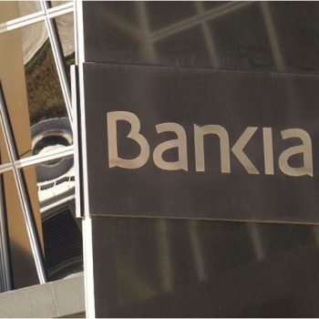 Bankia obligada a pagar los costes de la fianza hipotecaria